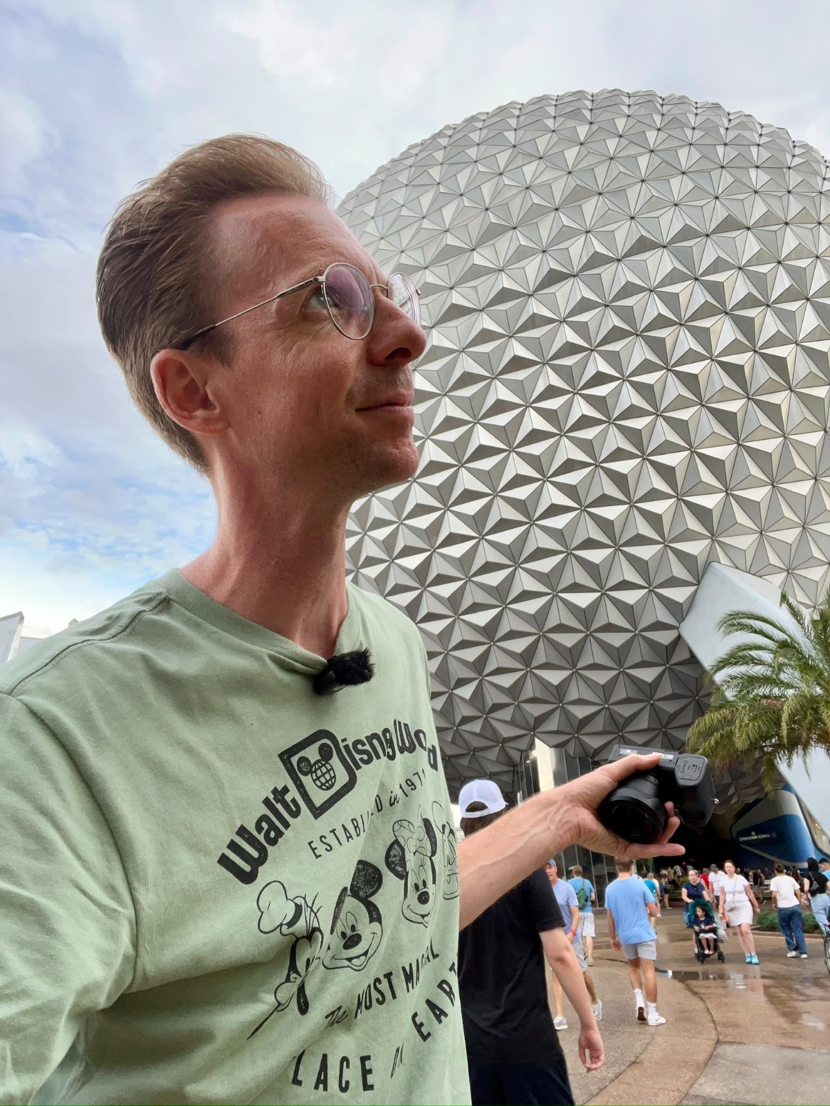 Selfie voor Spaceship Earth in EPCOT